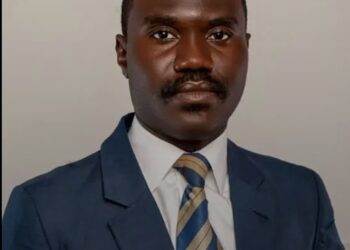 Janvier Mballa Effa met en lumière les talents de la jeunesse camerounaise avec « 101 Jeunes de l’Émergence de la Nation